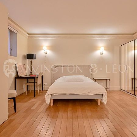 Appartement Paris 7E Invalides Tour Eiffel Buitenkant foto